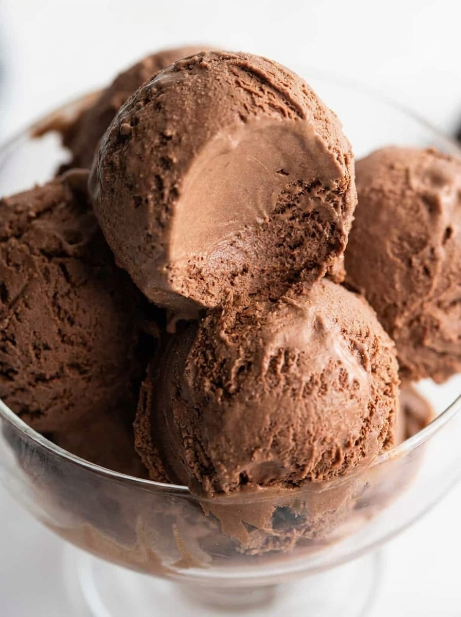 The Best Homemade Chocolate Ice Cream